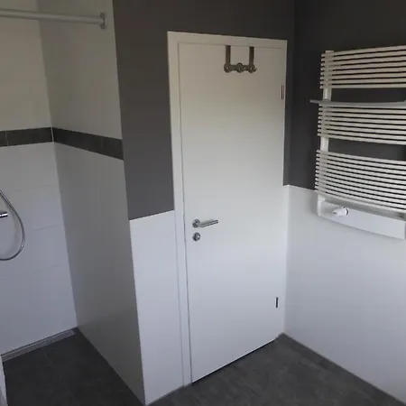 Thiele In Apartament *